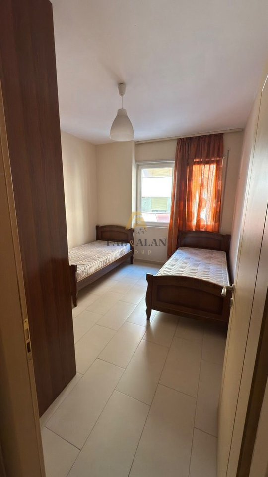 TEK RRETHI I PARE I ASTIRIT APARTAMENT 2+1+2 PER QERA!