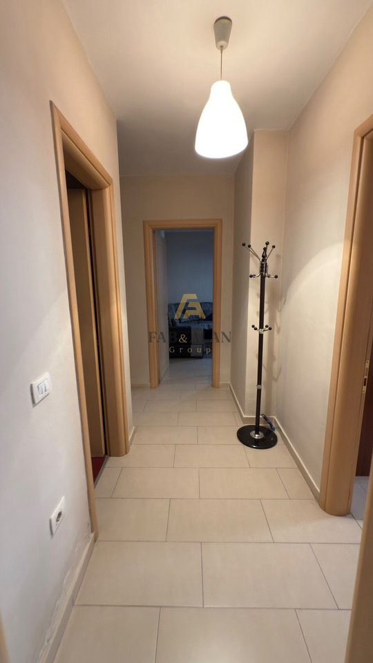TEK RRETHI I PARE I ASTIRIT APARTAMENT 2+1+2 PER QERA!