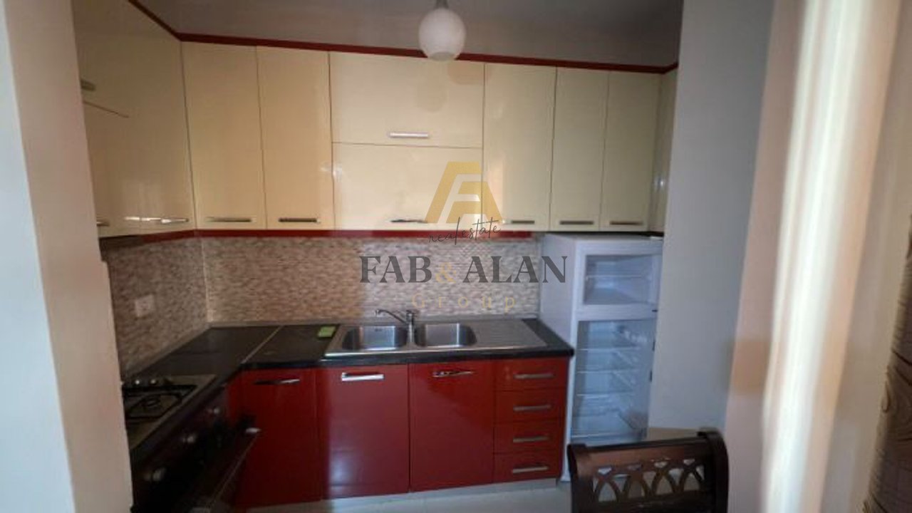 TEK RRETHI I PARE I ASTIRIT APARTAMENT 2+1+2 PER QERA!