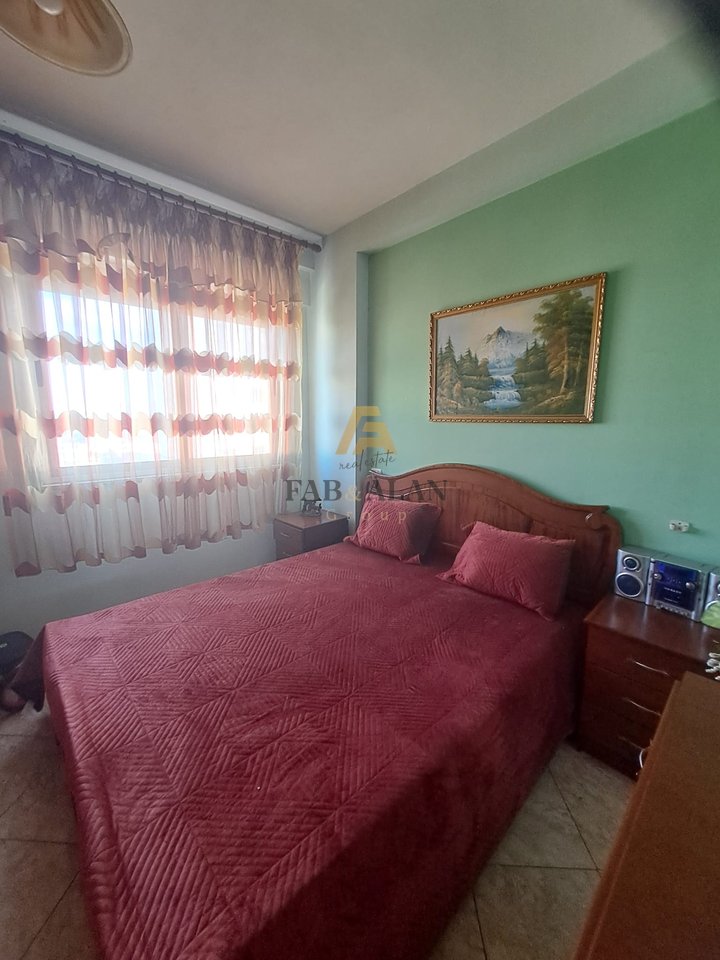 NE DURRES APARTAMENT 2+1 PER SHITJE!
