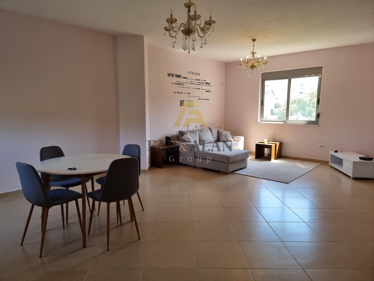 Luxury apartment for rent by the dry lake!