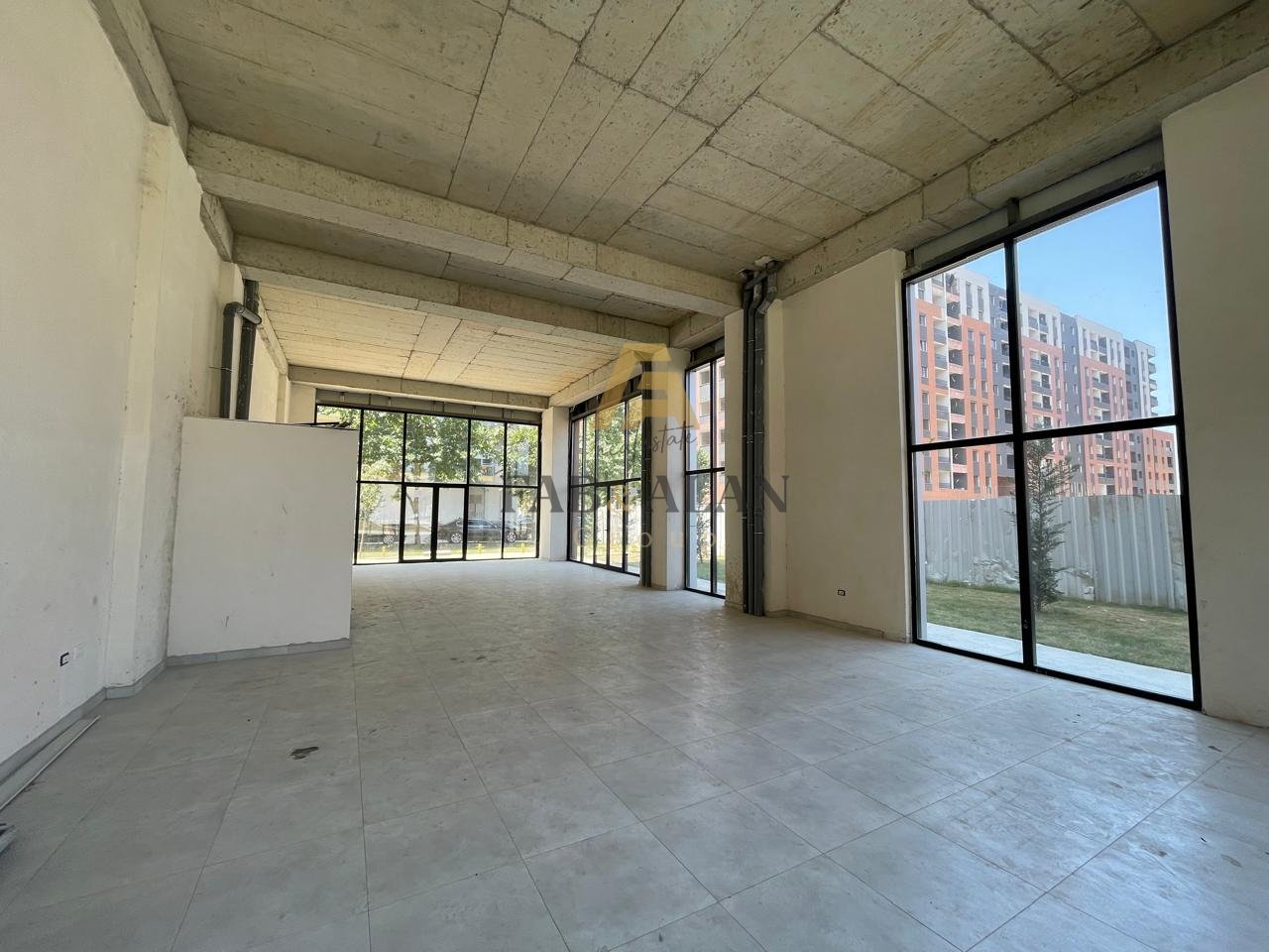 URBAN GATE ASTIR STORE FOR SALE!