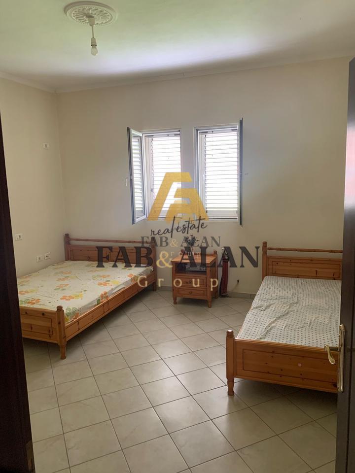 HOUSE FOR RENT - IN THE STUDENT CITY!