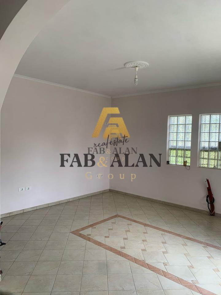 HOUSE FOR RENT - IN THE STUDENT CITY!