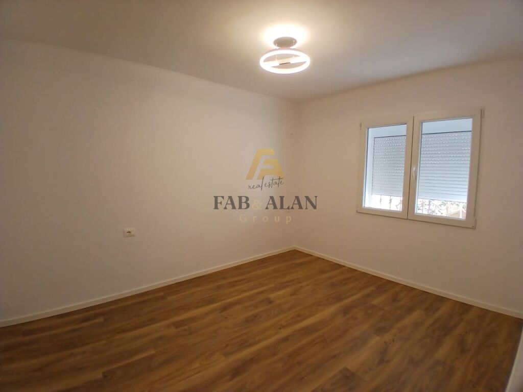 TEK TREGU ELEKTRIK APARTAMENT 2+1 PER SHITJE!