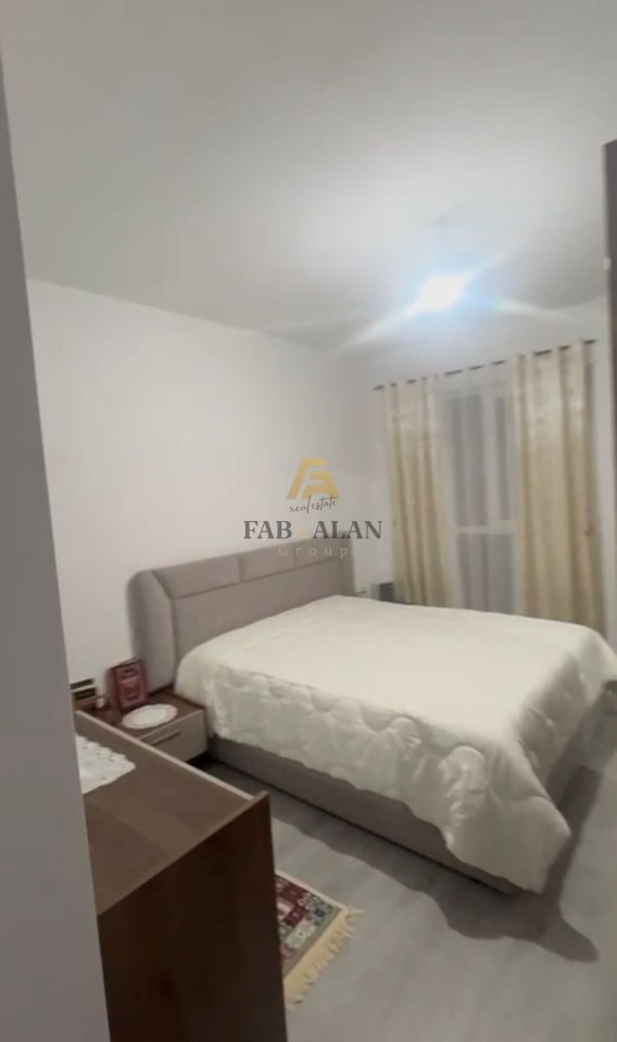 Shitet Apartament 2+1, plotësisht i mobiluar UNIVERS CITY QTU