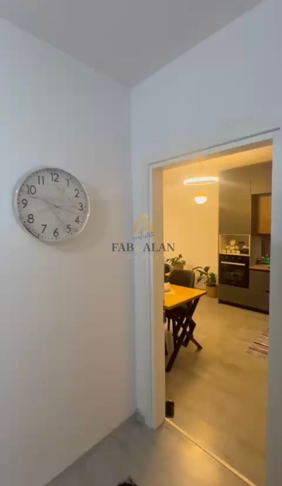 Shitet Apartament 2+1, plotësisht i mobiluar UNIVERS CITY QTU