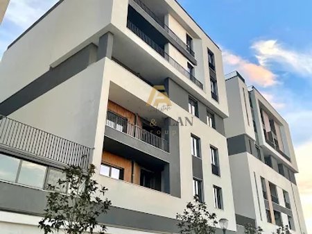 RESIDENZA TEK RELUX A SHKOZA APPARTAMENTO 2+1+2 IN VENDITA!