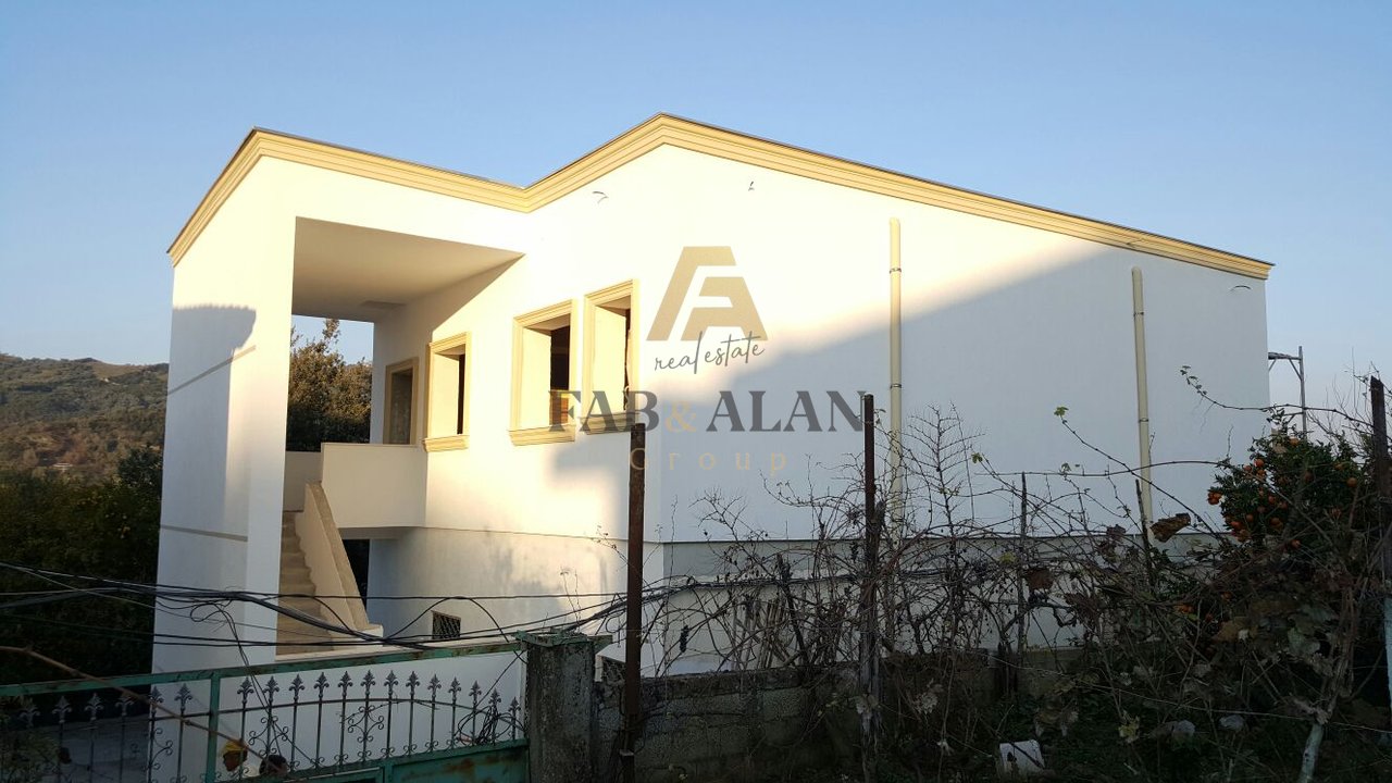 Zyrë Për Shitje në Kombinat, Tiranë - 70,000.00€ | 115 m²