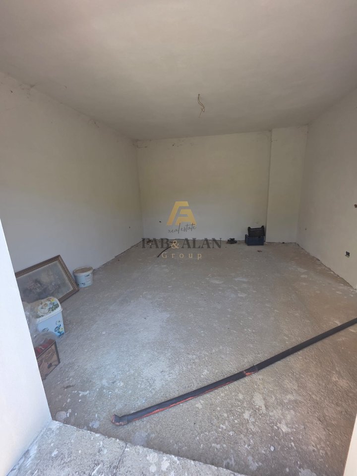 Vilë 3+2 Në Shitje në Pogradec - 194594€ | 110 m²