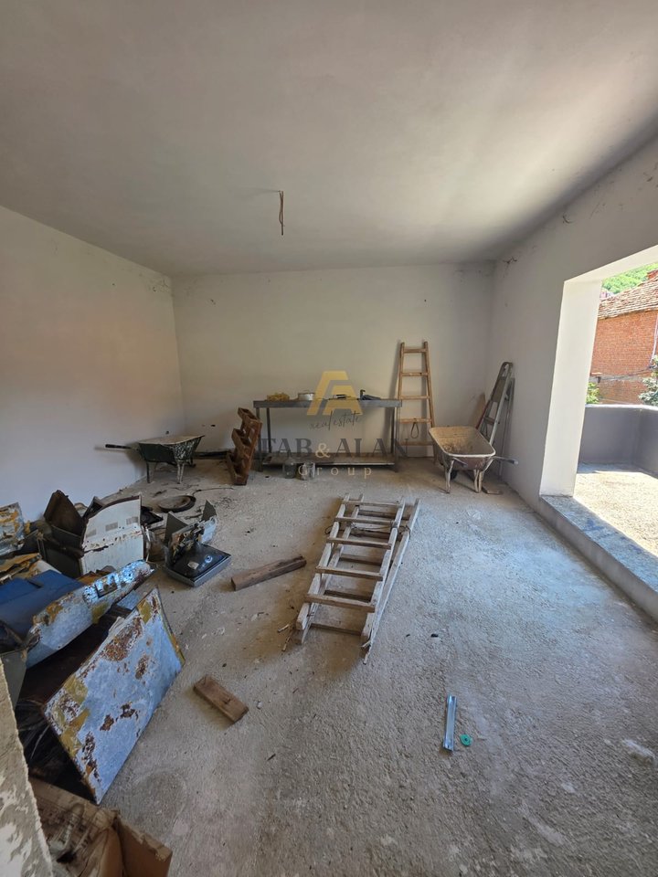 Vilë 3+2 Në Shitje në Pogradec - 194594€ | 110 m²