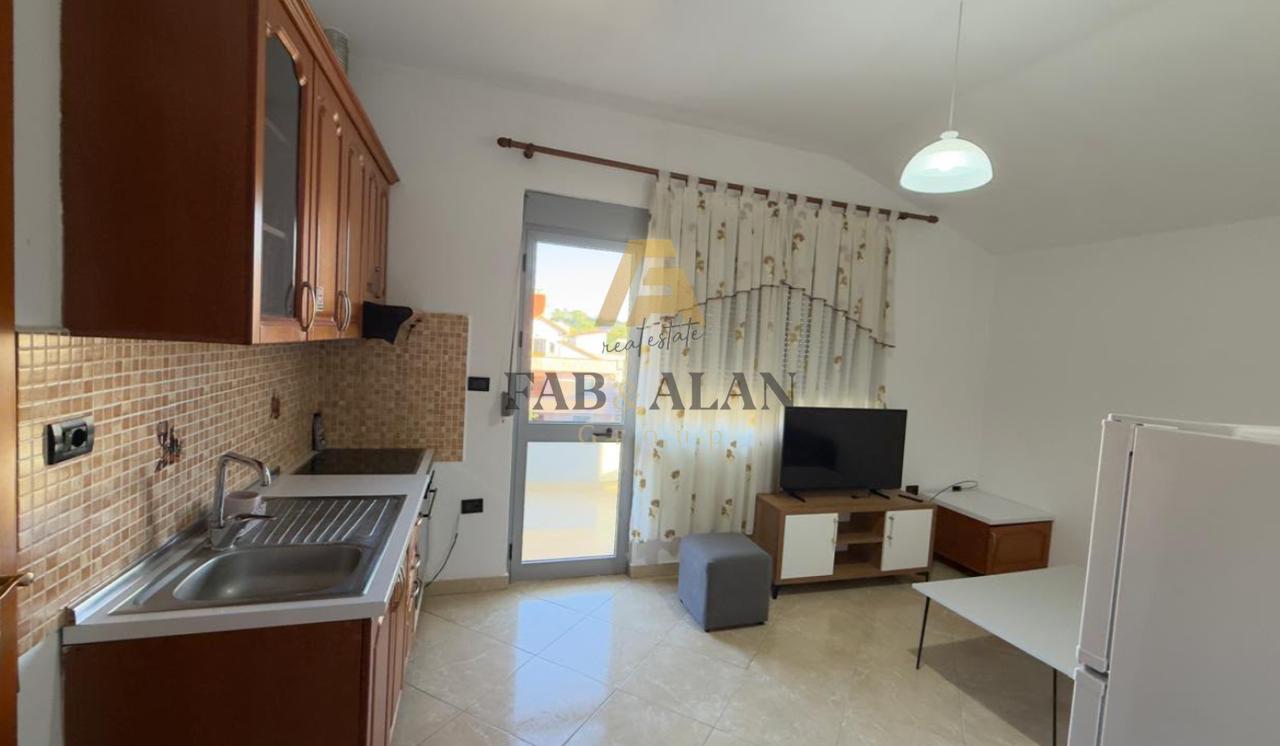 Appartamento 1+1 In Affitto in Via 5 Maji, Tirana - 540€ | 75 m²