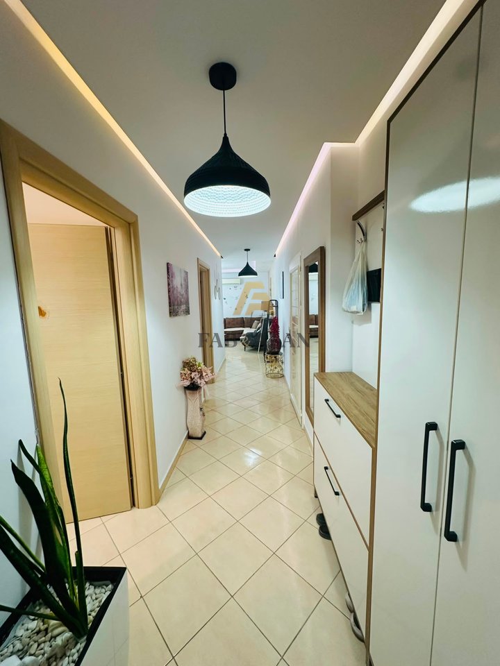 Apartment 2+1+1 For Sale in Yzberish, Tirana - 170,810€ | 97 m²