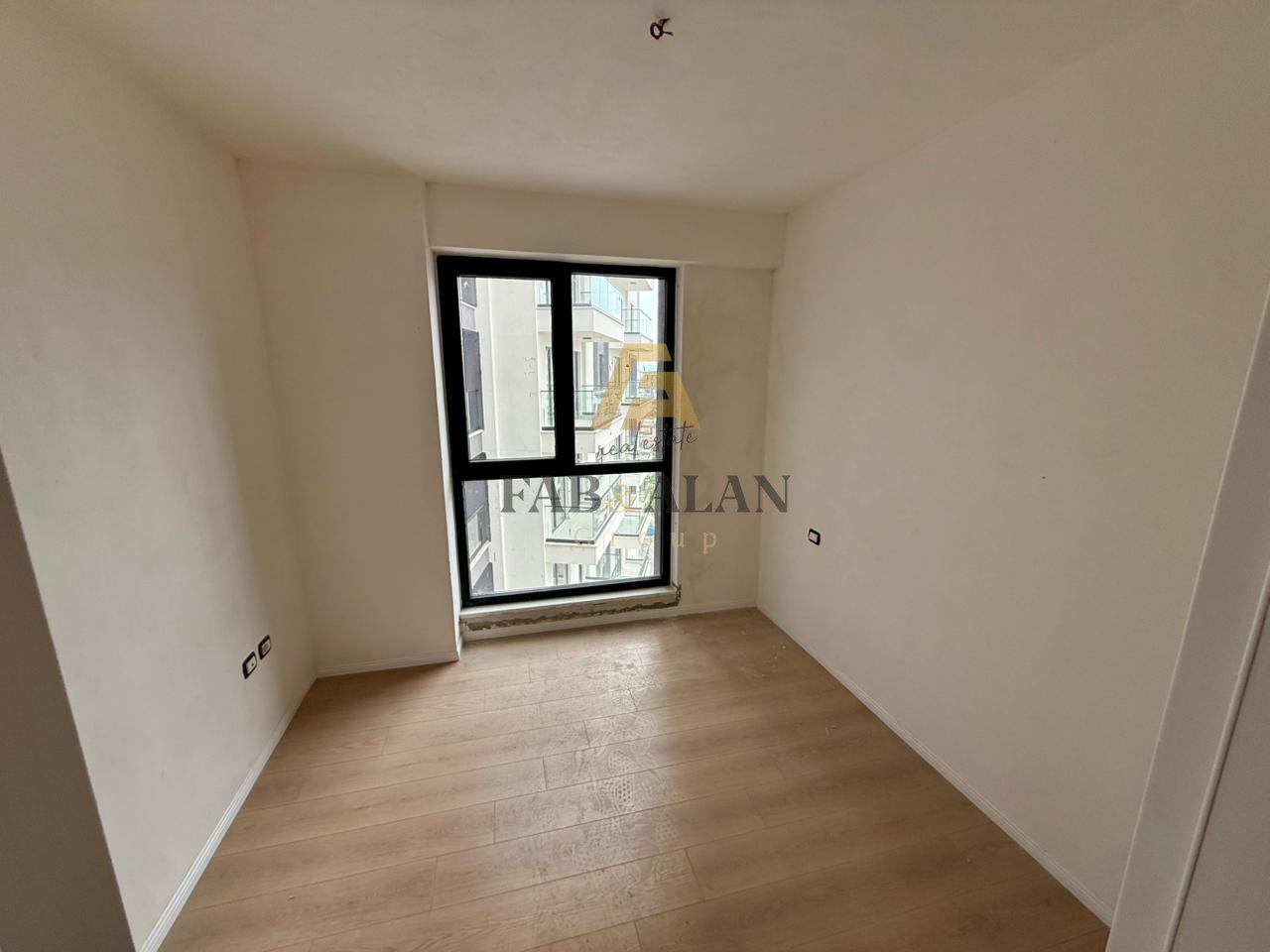 Apartament 2+1 në Shitje në Ish Fusha e Aviacionit, Tiranë - 155,720€ | 91 m²