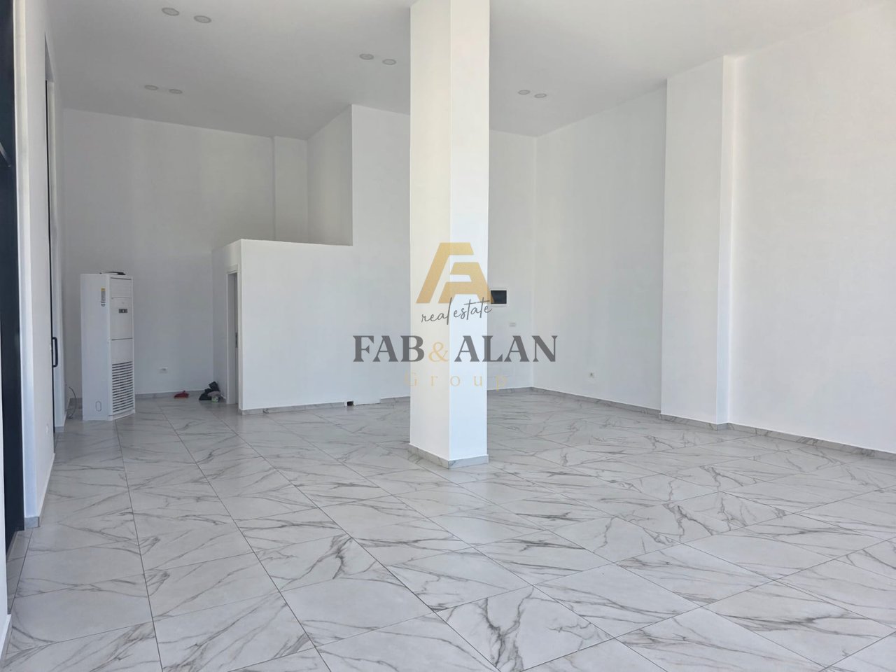 Business premises for rent – Frosina Plaku Street, 21 Dhjetori