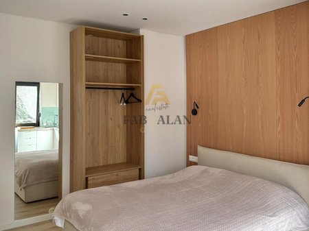 Garzoniere Me Qira ke 9 Kateshet, Tiranë - 1300€ |