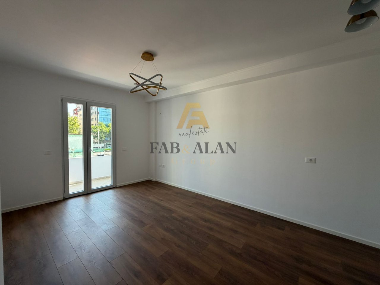 Appartamento 1+1 in Vendita a Lapraka, Tirana - 128,000€ | 58 m²