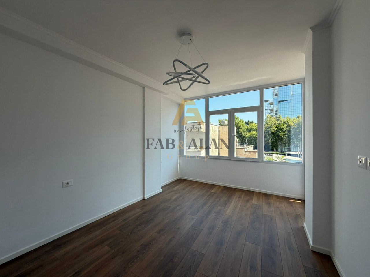 Appartamento 1+1 in Vendita a Lapraka, Tirana - 128,000€ | 58 m²
