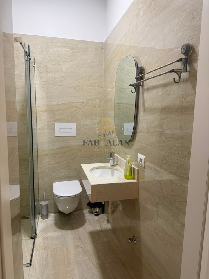 Apartament 2+2 Me Qira në Secret Garden Residence prane Qendra Tregtare TEG, Tiranë – 1200€ | 2 kat