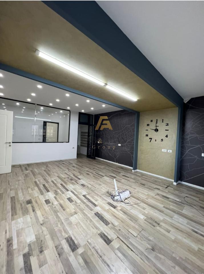 🏢 Locale ufficio in affitto – Piazza Wilson