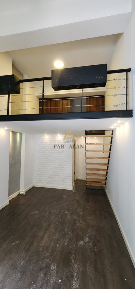 Duplex  In Vendita in Via Barrikadave, Tirana - 64,000€ | 20 m²