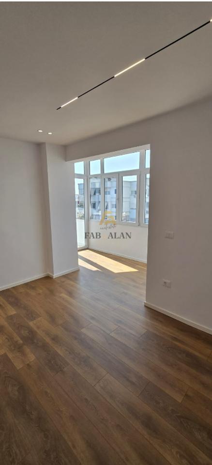 🏡 Shitet Apartament 1+1 – 21 Dhjetori, Tiranë