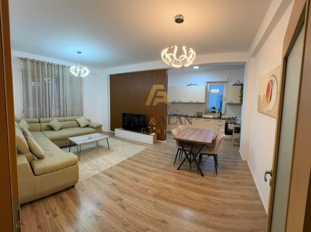 Appartamento 1+1 in affitto a Dry Lake, Tirana - 600€ | 1+1