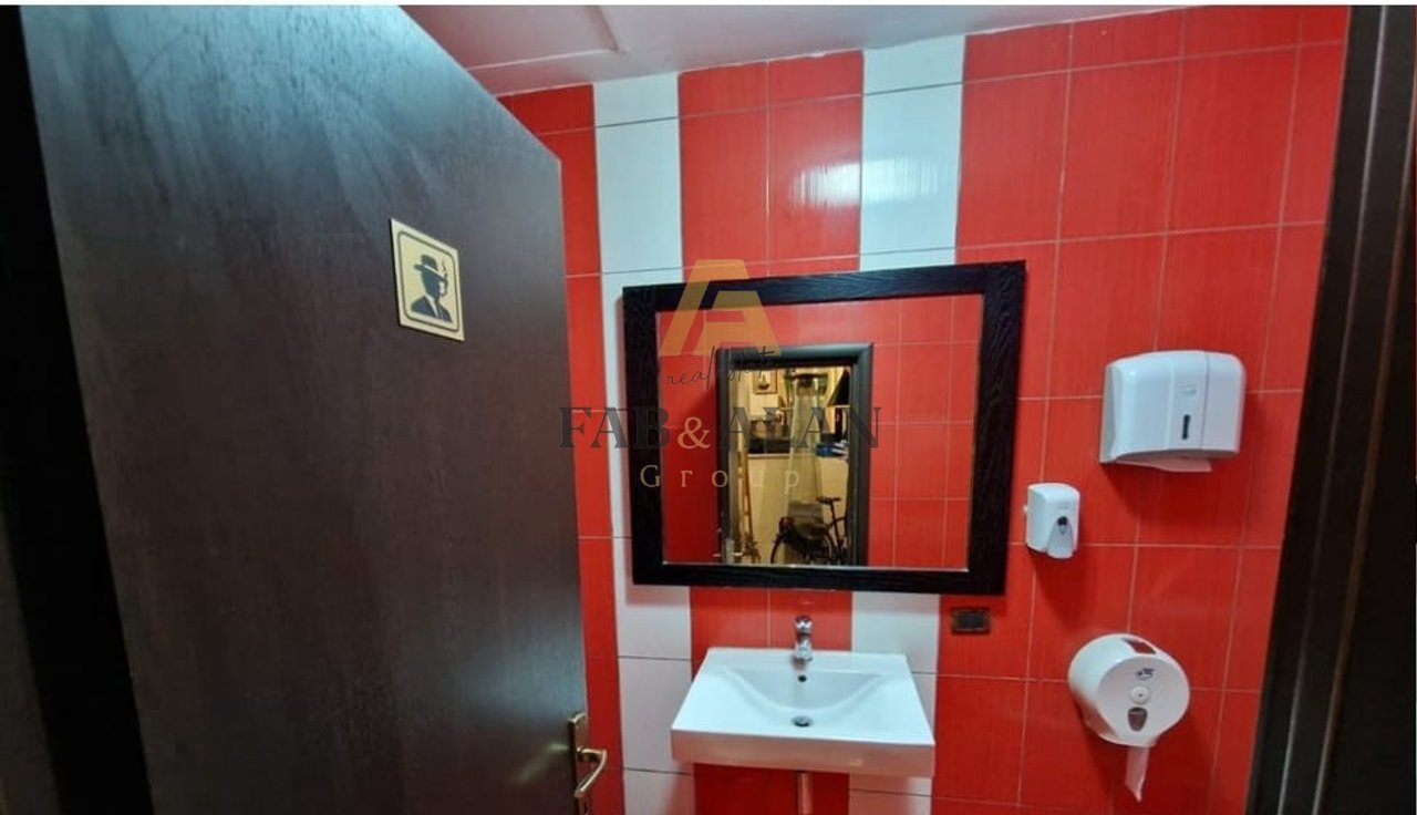 Unità Commerciale|bar In Vendita a Brryli, Tirana - 500000€ | Superficie 184m²