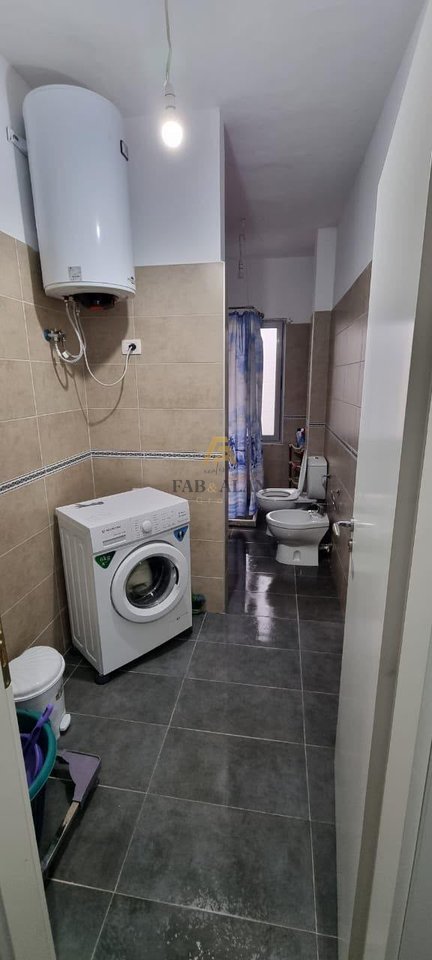 Jepet me qera hyrje e kompletuar 1+1 Fresk 80 m2 38 000lek