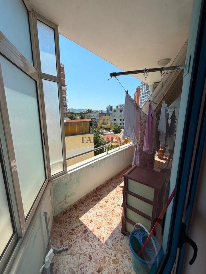 SHITET APARTAMENT 1+1 – RRUGA E ELBASANIT