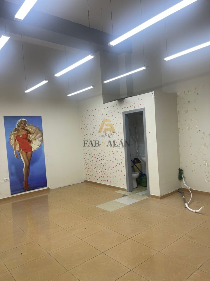Jepet me qira ambient biznesi 33 m²