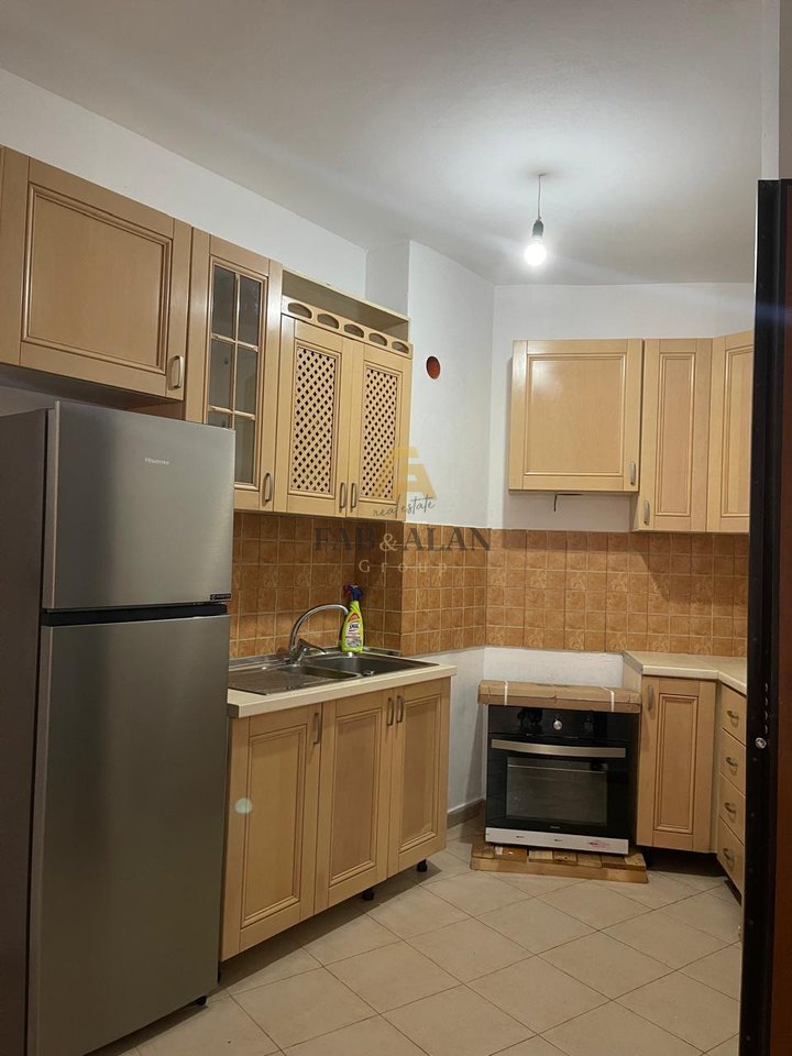 SHITET APARTAMENTI 2+1 NE ASTIR