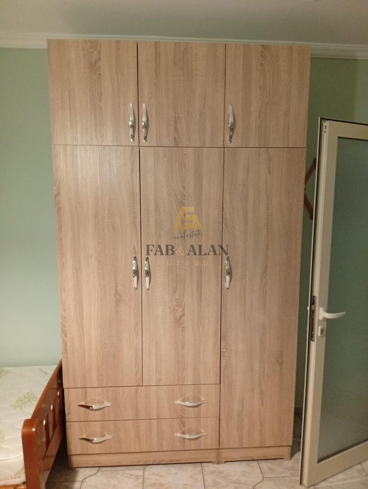 JEPET APARTAMENTI ME QERA 1+1 CMIMI 450 EURO