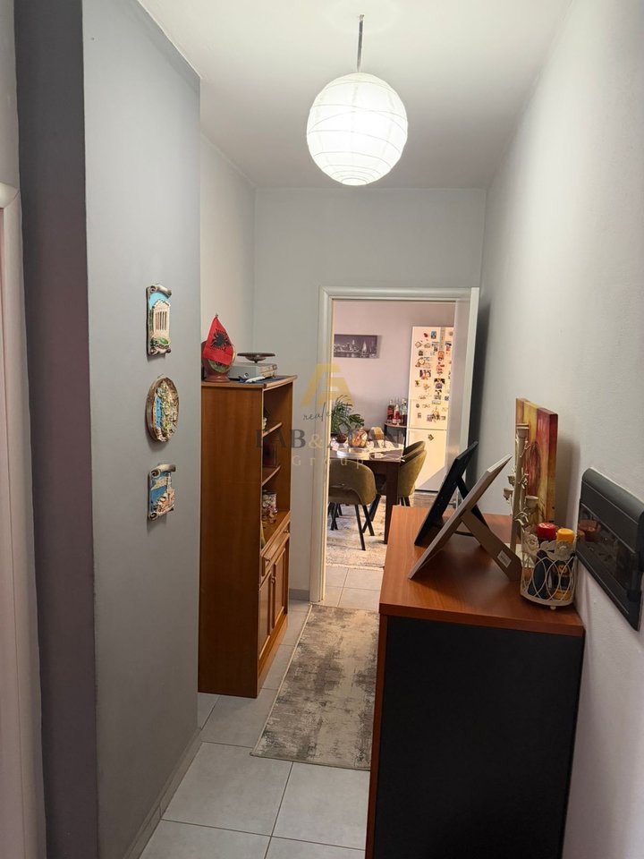 Shitet Apartament 2+1+2 në Astir – 100 m² me Hipotekë