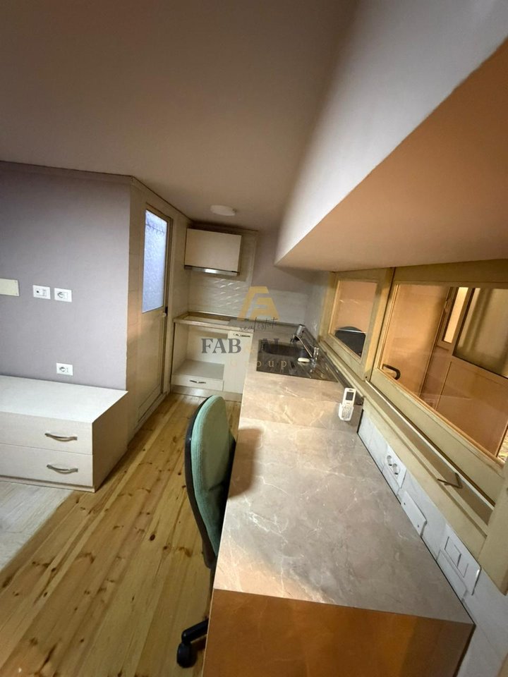 Shitet Dyqan / Lokal Duplex – 95 m²