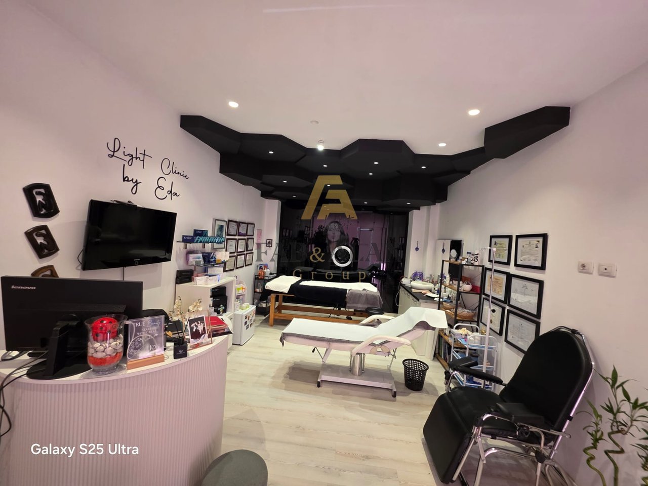 Invested shop for sale on John Kennedy Street, Tirana