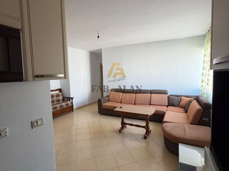🏡 SHITET APARTAMENT 3+1 – MISTO MAME
