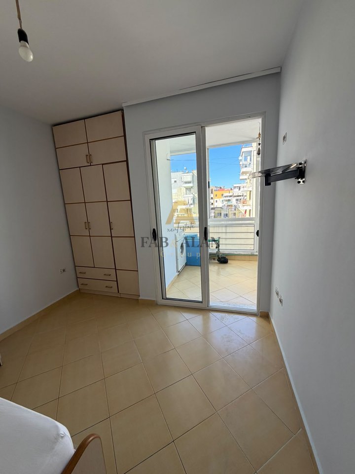 🏡 SHITET APARTAMENT 3+1 – MISTO MAME