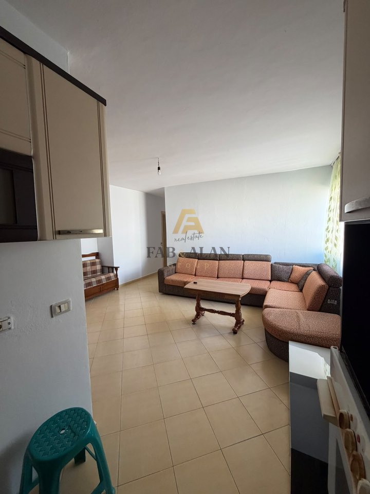 🏡 SHITET APARTAMENT 3+1 – MISTO MAME