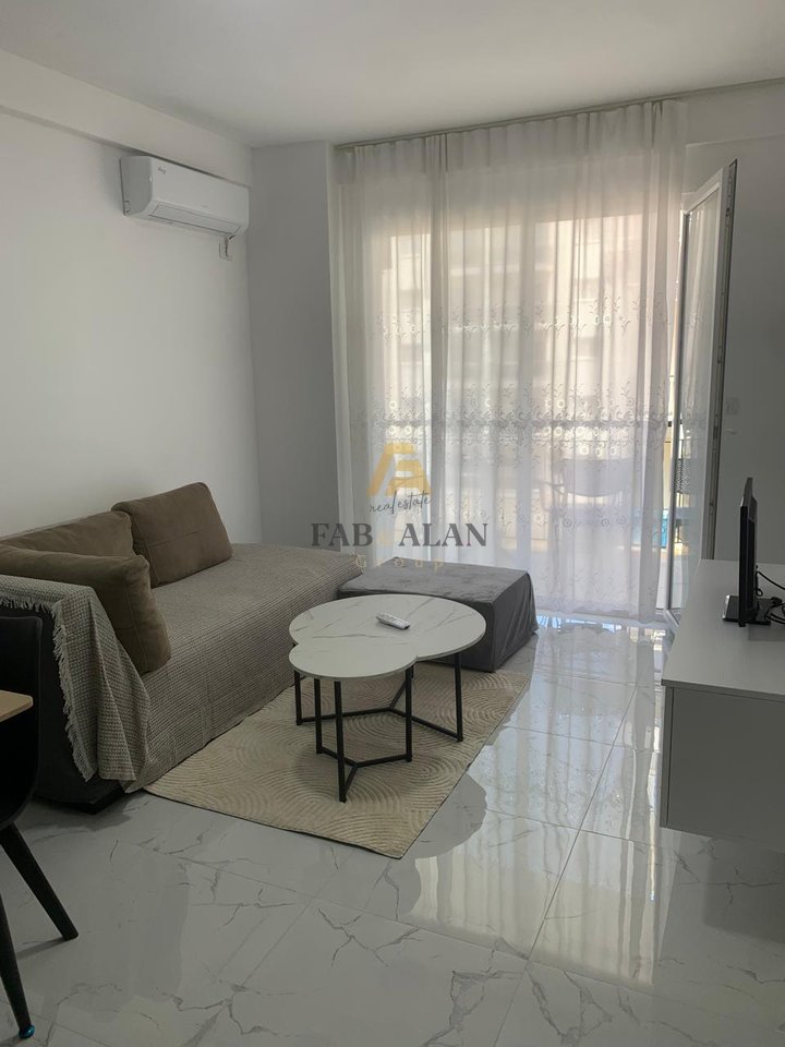 🏡 APPARTAMENTO 1+1 IN VENDITA – CENTRO SHËNGJIN