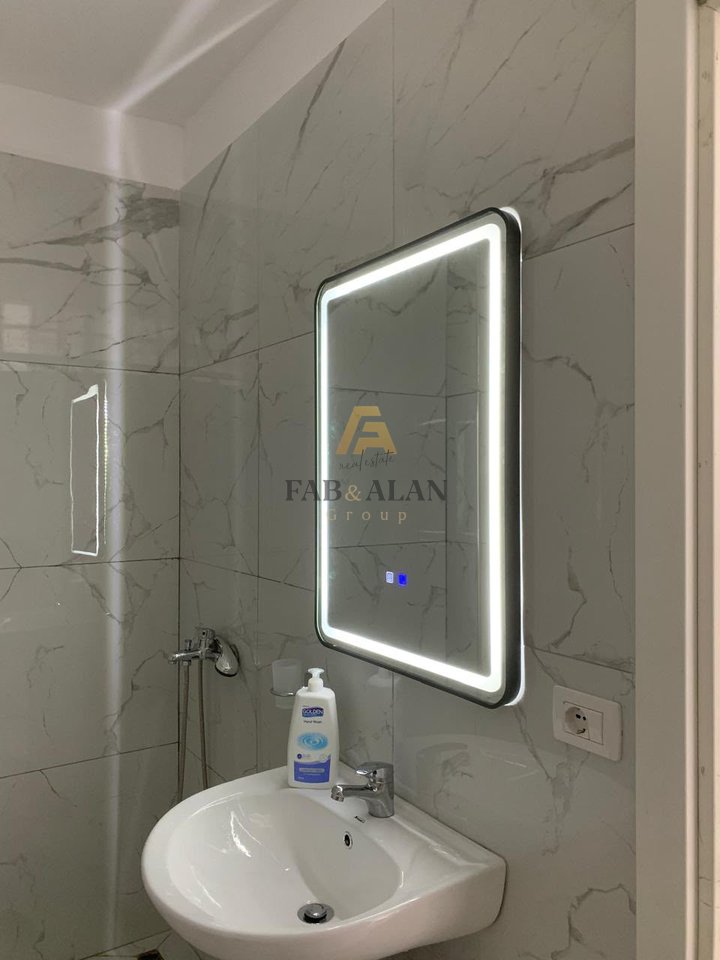 🏡 APPARTAMENTO 1+1 IN VENDITA – CENTRO SHËNGJIN