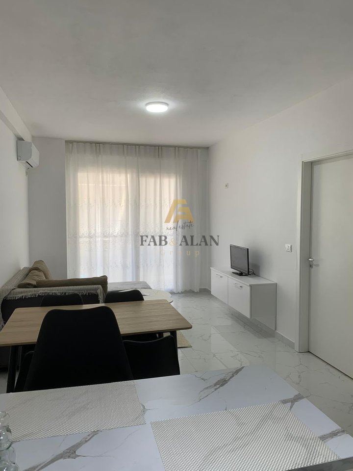 🏡 APPARTAMENTO 1+1 IN VENDITA – CENTRO SHËNGJIN