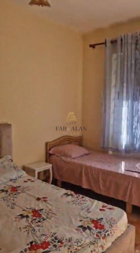 Apartament 2+2 Për Shitje në Rruga e Durrësit, Tiranë - 232,300€ | 81 m²