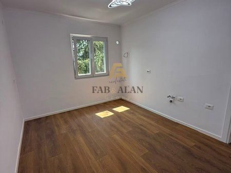 🏡 SHITET APARTAMENT 1+1 – XHAMLLIK