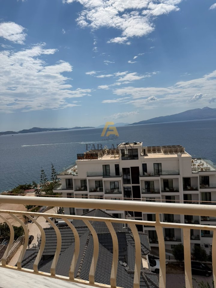 Appartamento 2+1+2 In Vendita a Saranda - 375,000€ | 120 m²