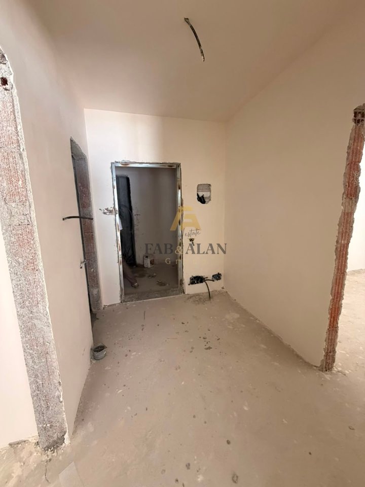 🏠 SHITET APARTAMENT 2+1+2 – PASKUQAN