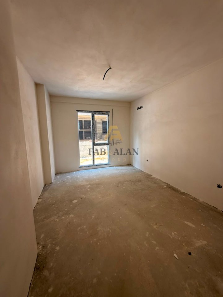 🏠 SHITET APARTAMENT 2+1+2 – PASKUQAN