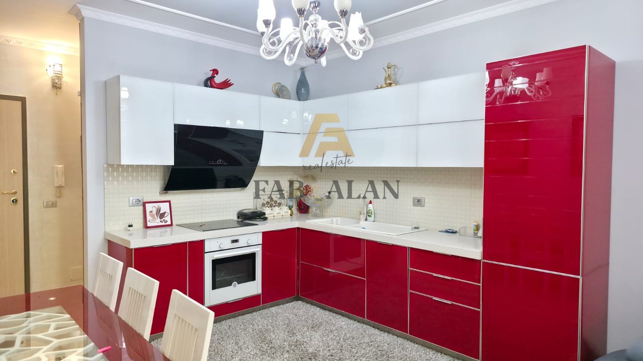 🏡 SHITET APARTAMENT 2+1 – TIRANË
