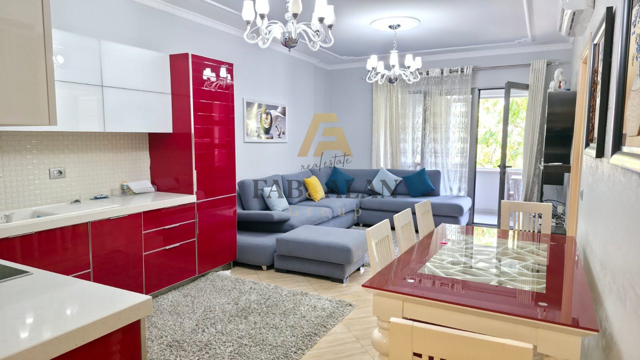 🏡 SHITET APARTAMENT 2+1 – TIRANË