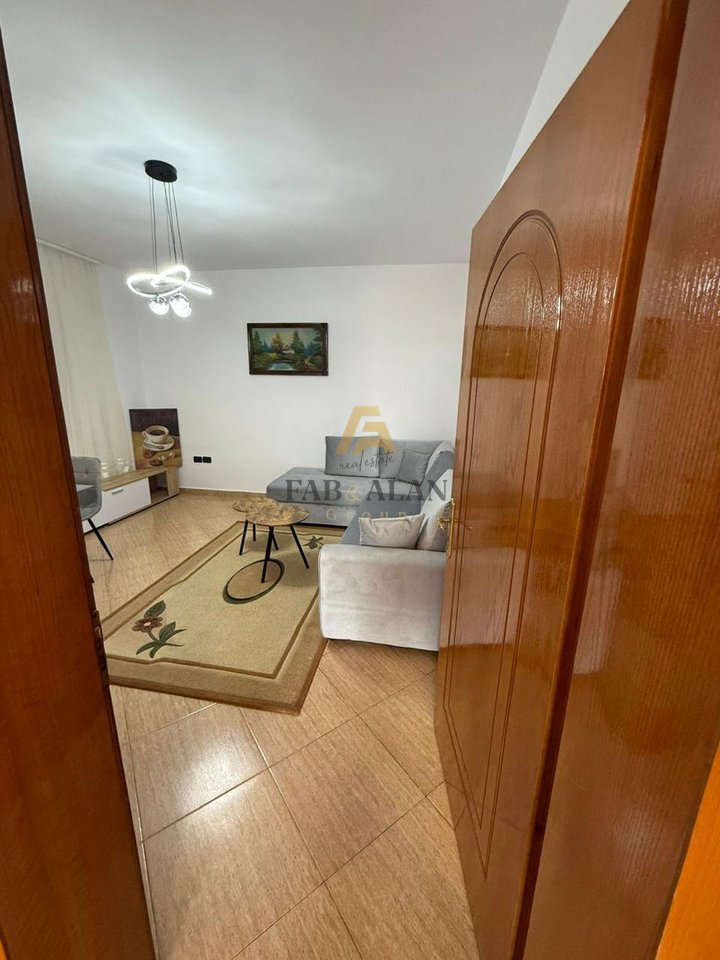 APARTAMENT 2+1-ME QIRA